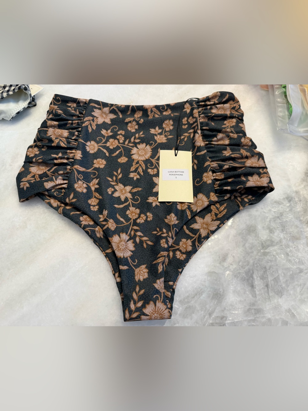 High-Waist Floral Ruffle Women’s Shorts - Black & Brown